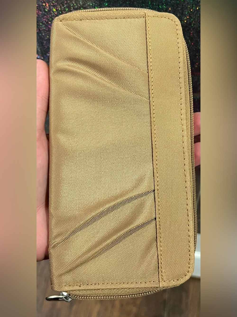 Travelon Tan RFID Zip Around Travel Wallet Organizer Nylon Passport Clutch